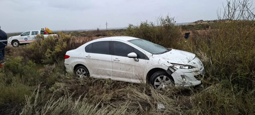 Catriel: hombre de 25 de Mayo volcó en la Ruta 151